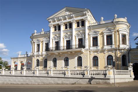 Il Museo di Stato di Perm: Un Gioiello della Cultura e delle Scienze Naturali!